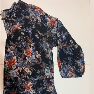 Pretty top